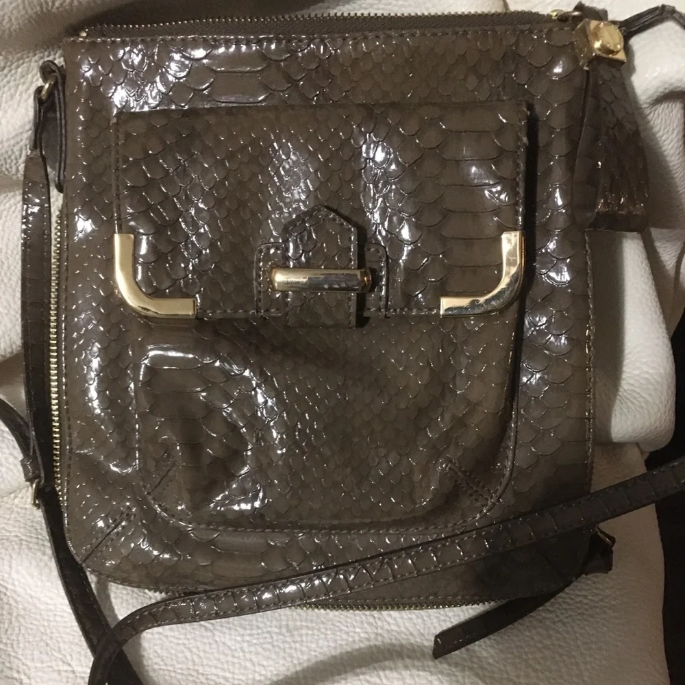 Gianni Bini‎ croc embossed leather bag